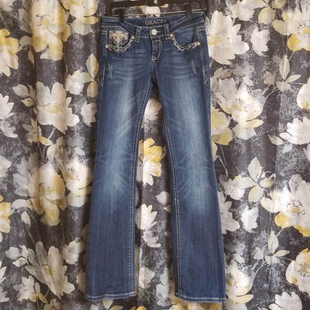 Grace in LA Jean's Size 27